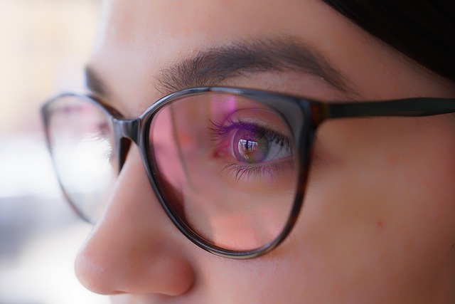 Screens, Blue Light glasses & Myopia: What You Need to&nbsp;Know